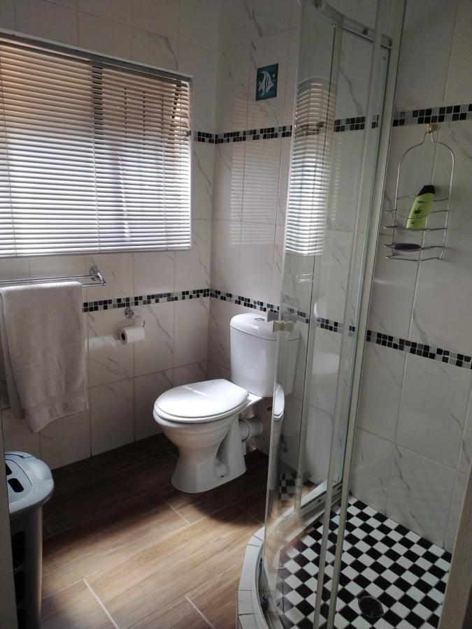 Twins Guest House Astoni Vanderbijlpark Luaran gambar
