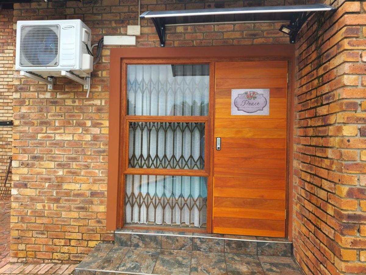 Twins Guest House Astoni Vanderbijlpark Luaran gambar