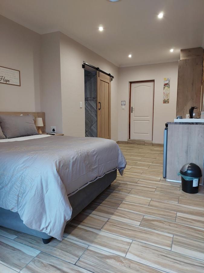 Twins Guest House Astoni Vanderbijlpark Bilik gambar