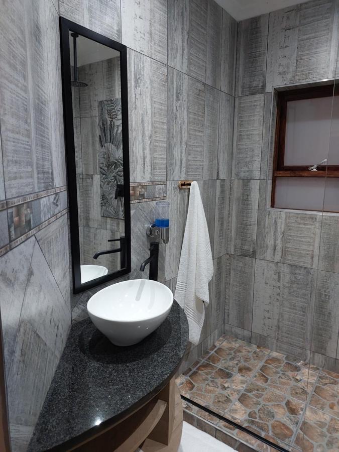 Twins Guest House Astoni Vanderbijlpark Bilik gambar