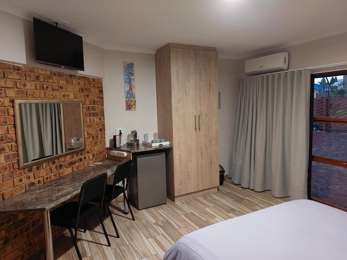 Twins Guest House Astoni Vanderbijlpark Bilik gambar