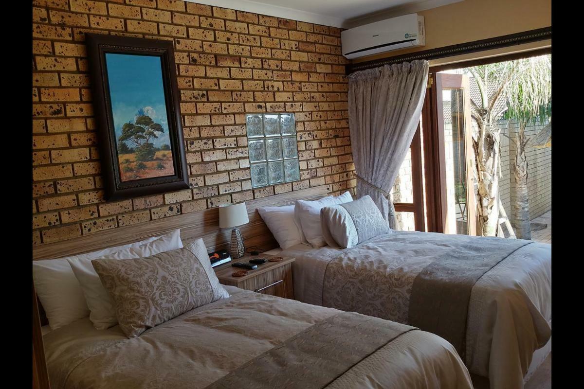 Twins Guest House Astoni Vanderbijlpark Luaran gambar