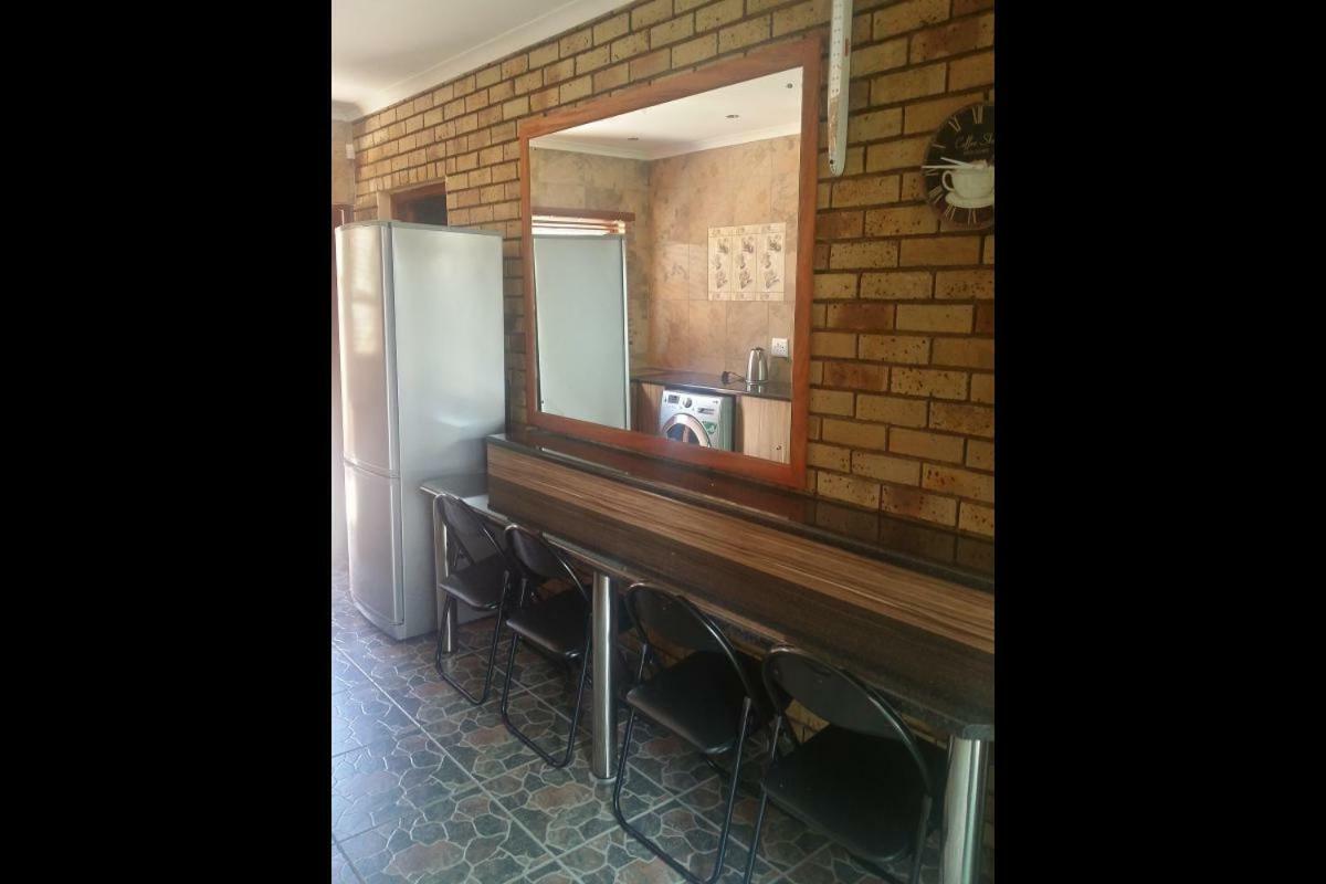 Twins Guest House Astoni Vanderbijlpark Luaran gambar